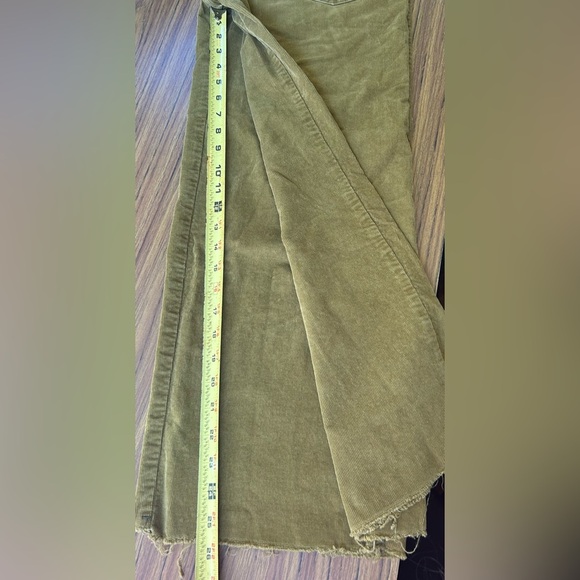Urban Outfitters BDG Olive Green Cropped Corduroy Pants Workwear Utility 6/29 - Picture 7 of 9
